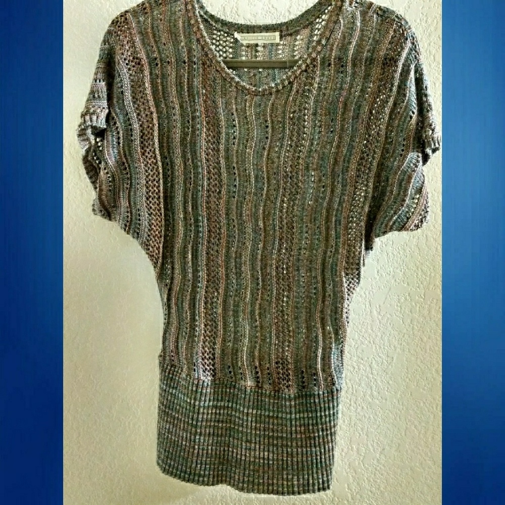 Women's A Knitch Above Knit Crochet Pullover